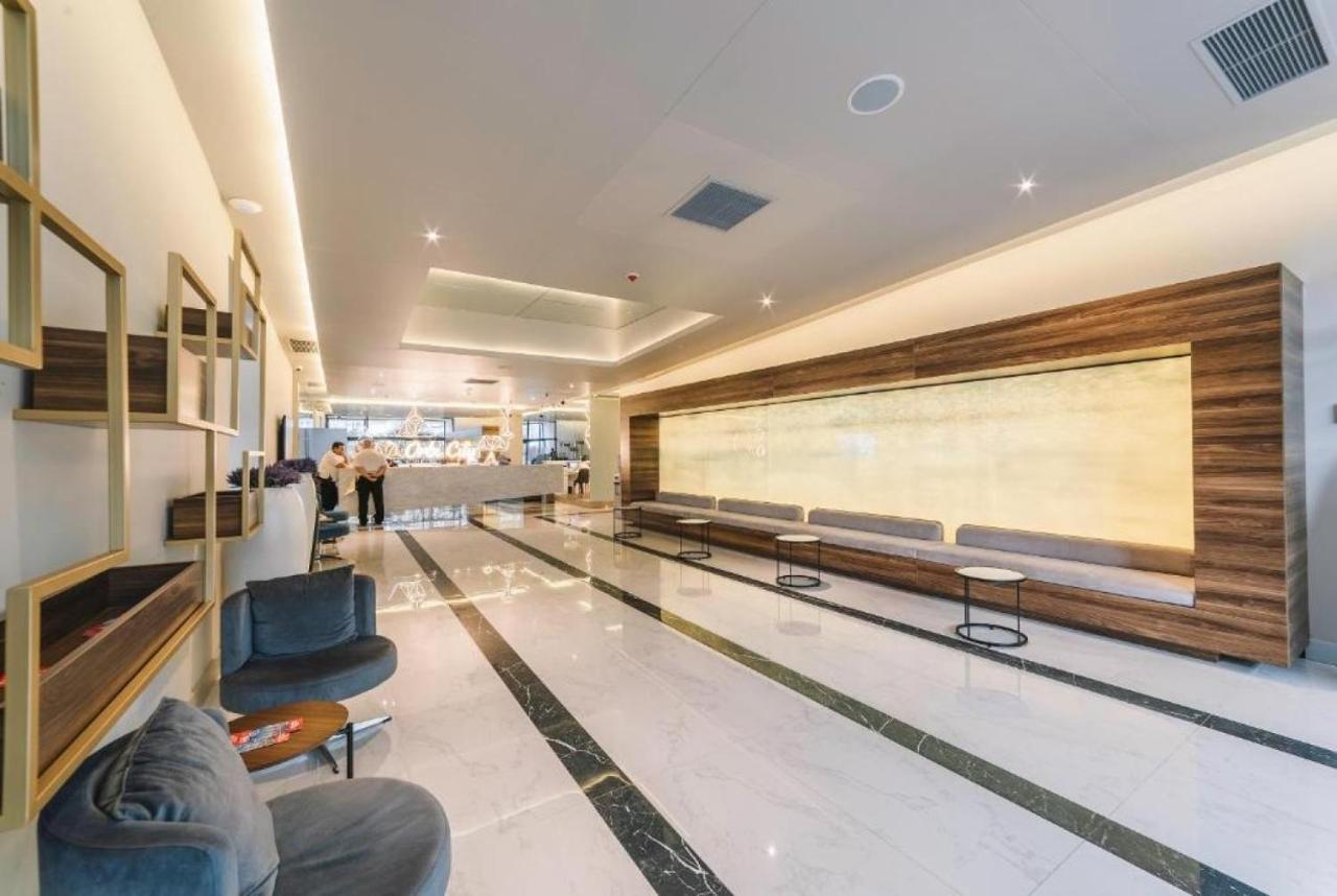 باتومي Orbi City Twins Tower المظهر الخارجي الصورة